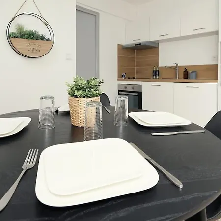 Appartement La Jeanne D'arc 6, - France *